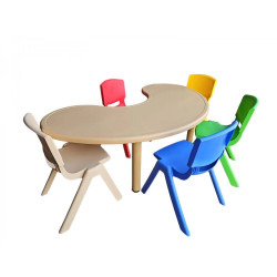 Crescent Table Single Level Plastic Size: 156*85*50 cm