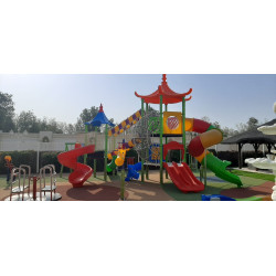 لعبة ساحات عملاقه مقاس :1100*650*560سم