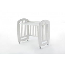 سرير أطفال أبيض 3 في 1 وسط مقاس السرير 105*71*97  مقاس المرتبة المقترح 90-100*60 سرير أطفال أبيض 3 في 1 وسط مقاس السرير 105*71*97  مقاس المرتبة المقترح 90-100*60