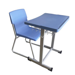 طقم طاولة وكرسي الشكل القديم لون سماوي ( الدرج شبك)