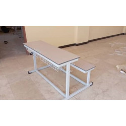 طاولة طالب مزدوجة بهيكل حديد وسطح فينوليك مقاس 120 سم طاولة طالب مزدوجة بهيكل حديد وسطح فينوليك مقاس 120 سم