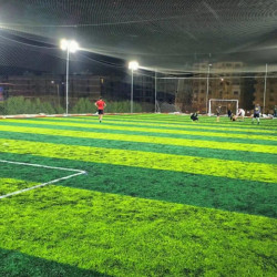 تجهيز ملعب كرة قدم السعر للمتر